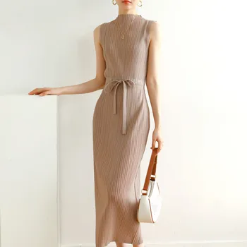 Женское платье Лето 2023, Плиссированное платье Miyake, Новая однотонная водолазка с высоким воротом, без рукавов, для похудения, Эластичный пояс на шнуровке.