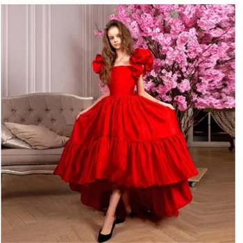 Красные атласные платья без рукавов асимметричной длины для девочек-цветочниц 2023 Новое Летнее платье для первого Причастия на свадебной вечеринке